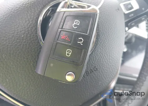 2020 Volkswagen Tiguan 2.0T Se/2.0T Se R-Line Black/2.0T Sel из США, поврежденный, VIN 3VV3B7AX0LM047933